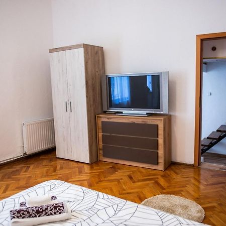 Troll'S House Apartment Sibiu Exterior photo
