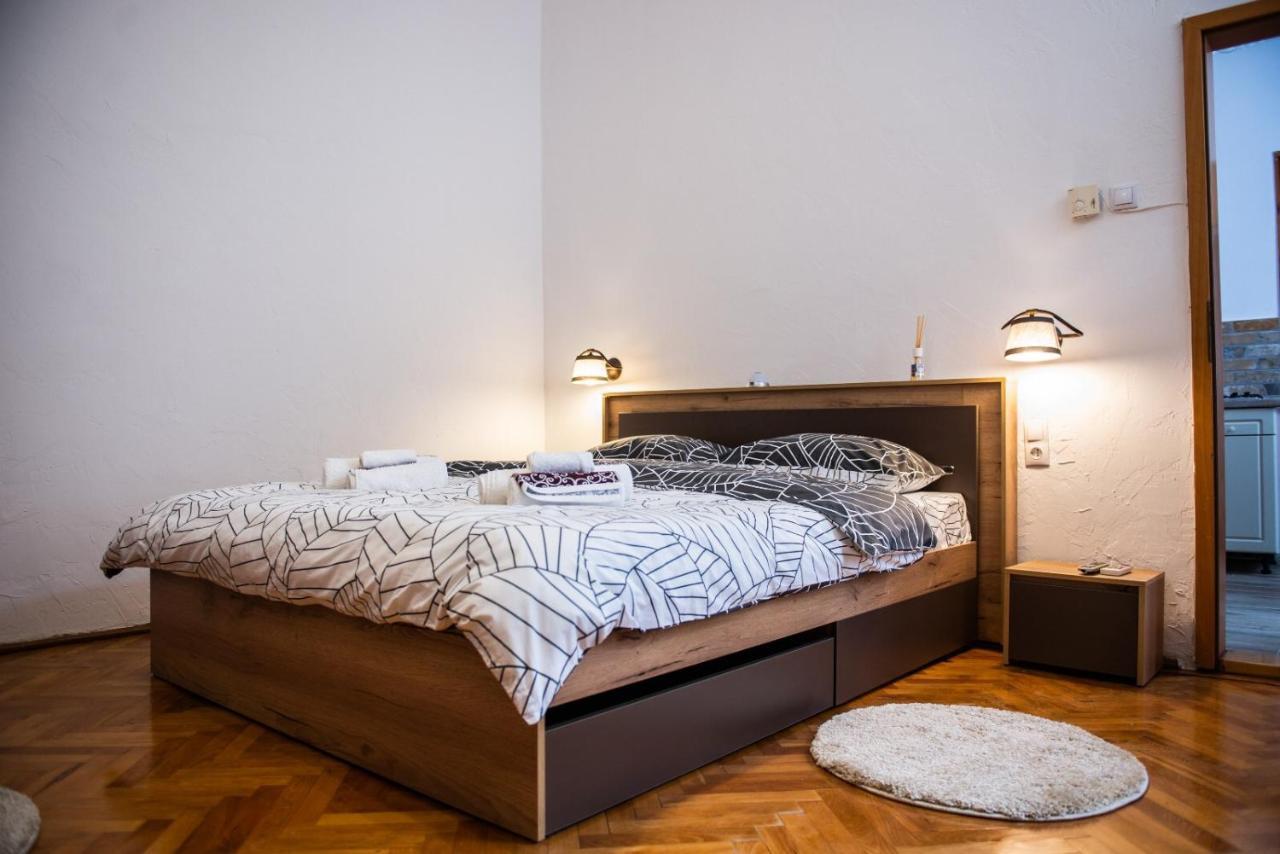 Troll'S House Apartment Sibiu Exterior photo