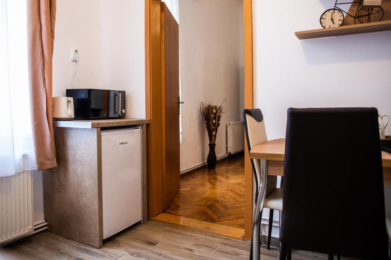 Troll'S House Apartment Sibiu Exterior photo